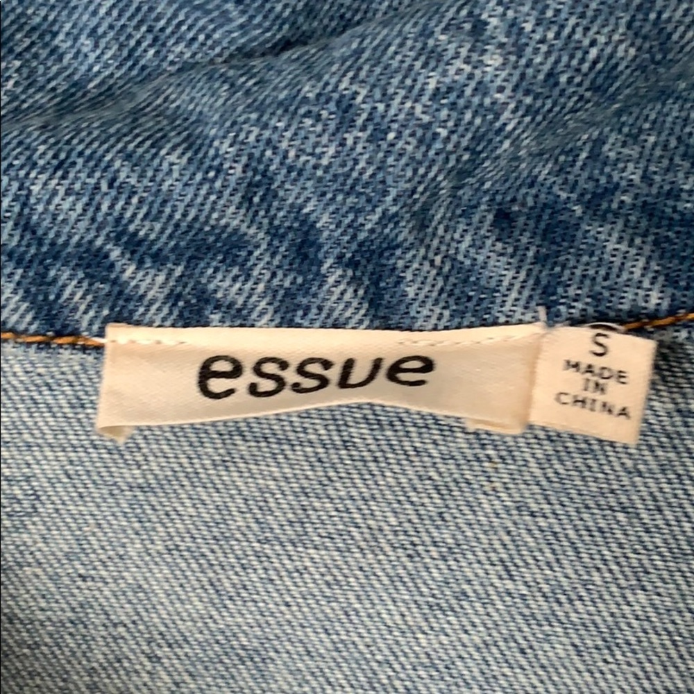 Distressted Jean jacket - Picture 3 of 3